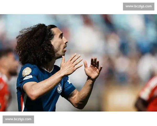 本菲卡中场吐露心声:雷暴中断打乱节奏,湿度成致命伤 本菲卡中场吐露心声:雷暴中断打乱节奏,湿度成致命伤