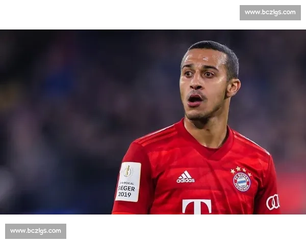 夸安萨体检完成!药厂 3000 万欧签下红军新星,利物浦握 6000 万回购条款 夸安萨体检完成!药厂 3000 万欧签下红军新星,利物浦握 6000 万回购条款