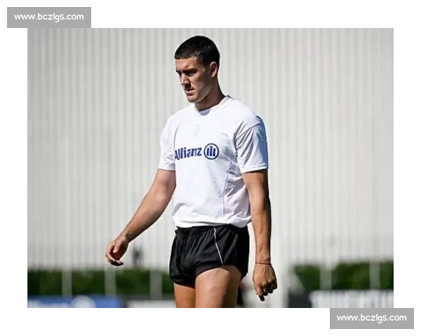 米兰 3000 万欧求购弗拉霍维奇 尤文锋霸成红黑军团锋线新目标